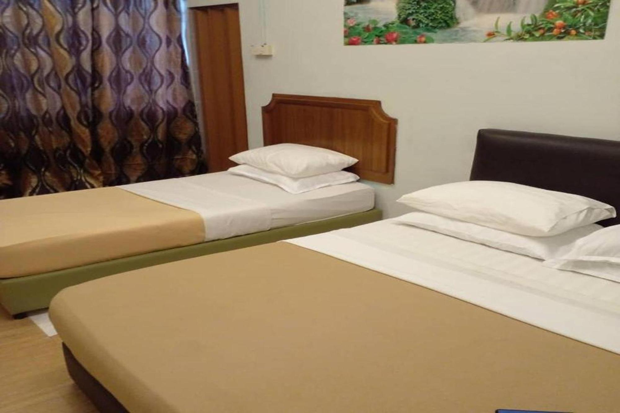 F Hotel Bayan Lepas Kültér fotó