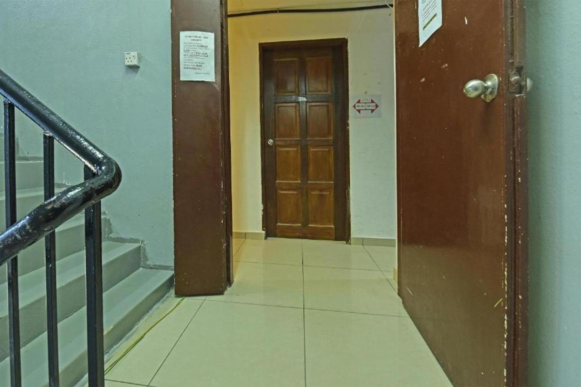 F Hotel Bayan Lepas Kültér fotó